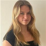 Hello, my name is britt Blommaert, i am currently a 19 year old student at IE university in Madrid studying a bachelor in business